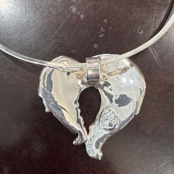 Sterling Silver Angel Wing Heart choker style Necklace - Picture 3 of 8